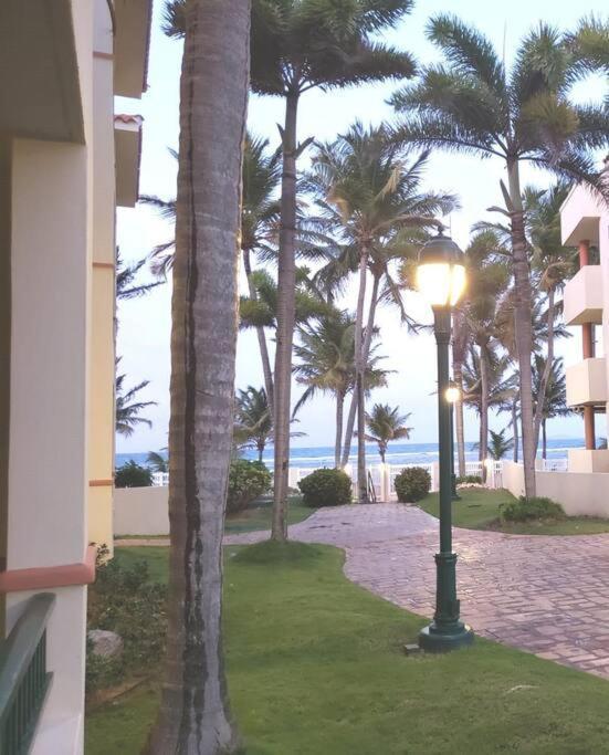 1St Level Unit Steps To Beach- Cold Air Conditioner At Poza Del Mar Luquillo Ngoại thất bức ảnh